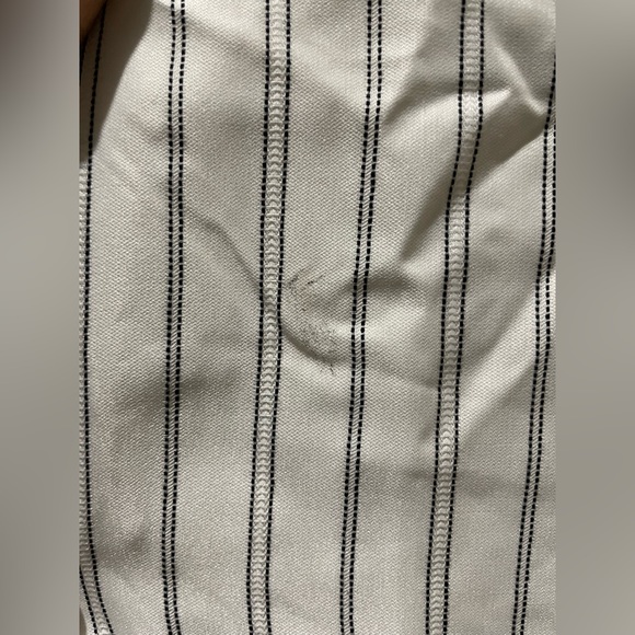 Ann Taylor balloon sleeve white blouse. Women’s size XS. - Picture 10 of 12